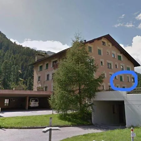 Swiss Me Up! * Pontresina